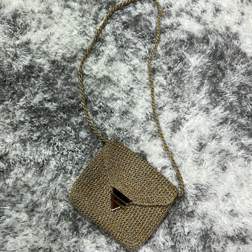 GOLD AND SILVER VINTAGE